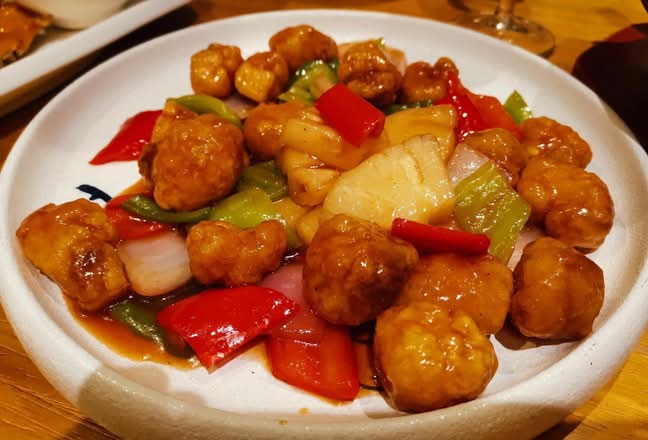 Porc à la Sauce Aigre-Douce (Sweet and Sour Pork) 咕噜肉